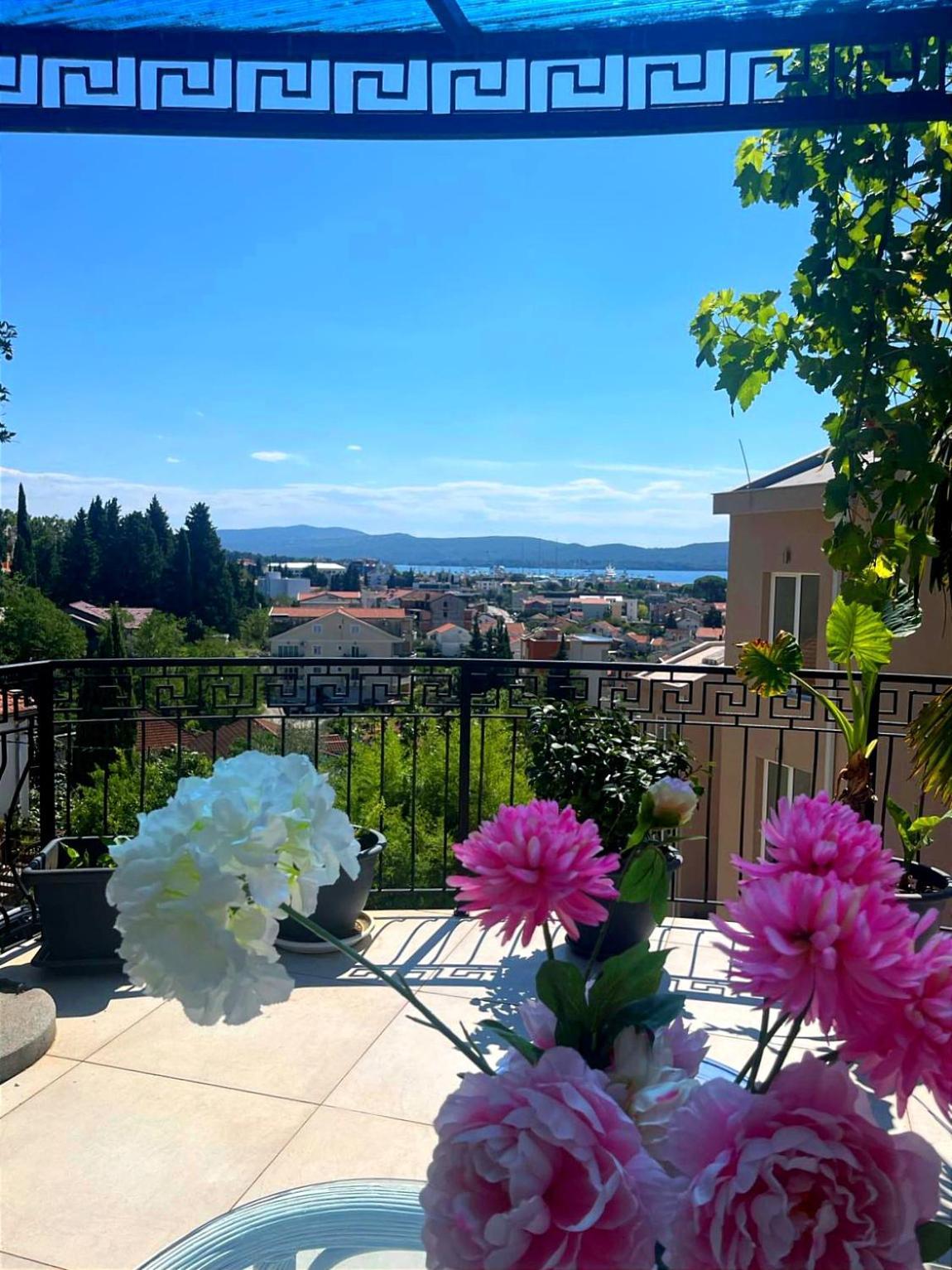 Panoramic Апартаменты